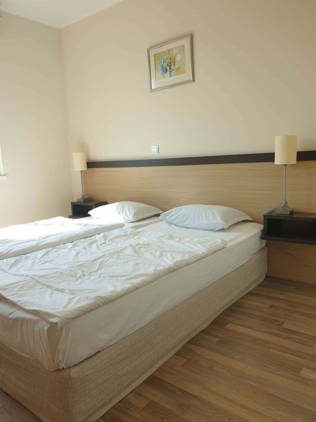 Apartment C-327 – 7