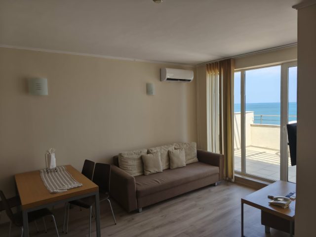 Apartment C-312 – 9